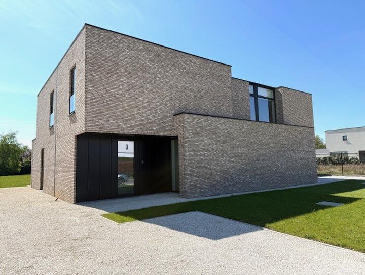 Zeer ruime BEN woning met 4 Sk's te Rechterstraat 128A te Hasselt (E-peil 4 !!) - 4