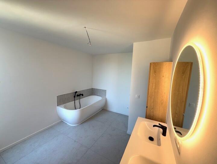 Zeer ruime BEN woning met 4 Sk's te Rechterstraat 128A te Hasselt (E-peil 4 !!) - 28